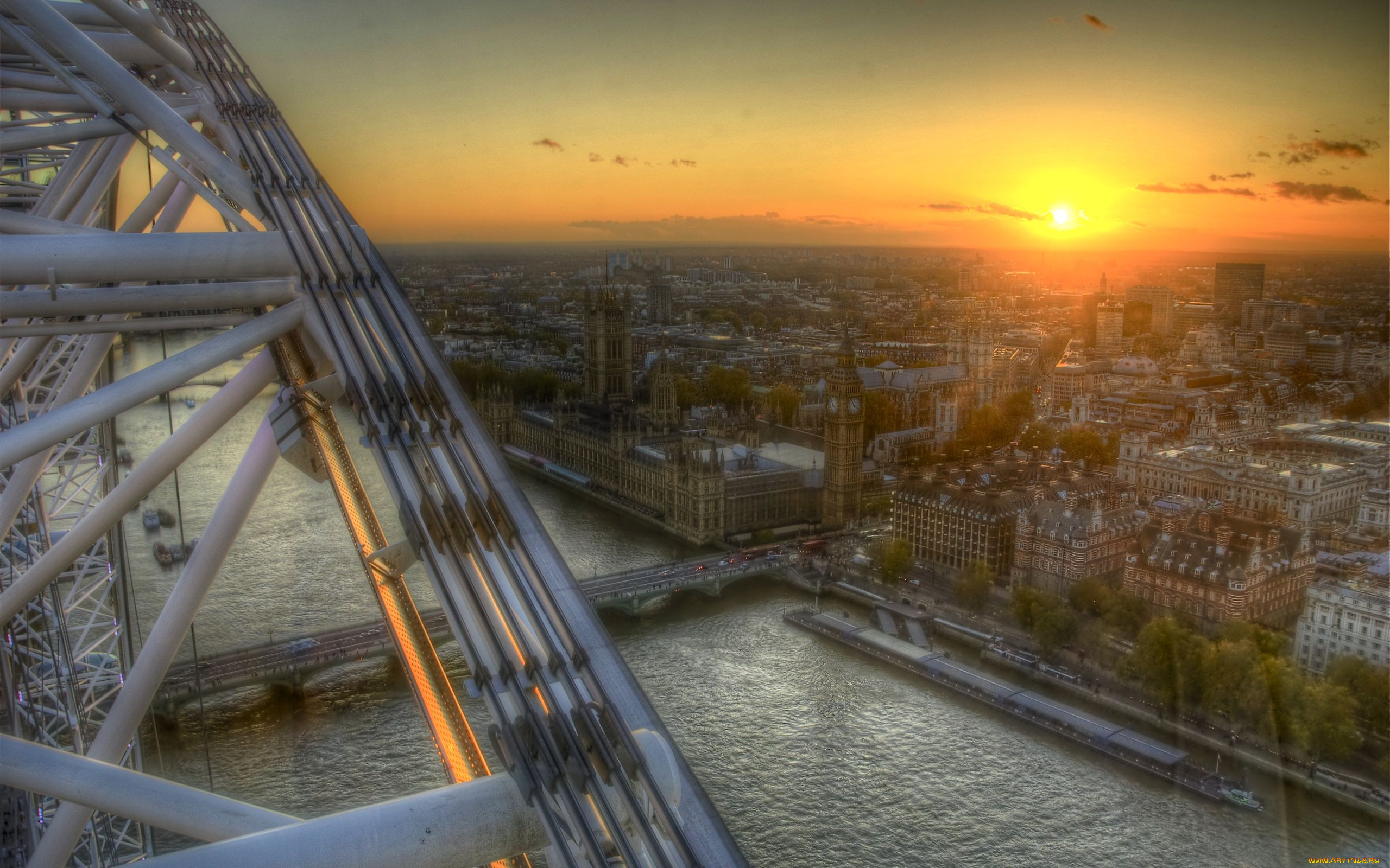 Вид. Темза колесо обозрения сверху. Темза на рассвете. Лондон колесо обозрения сверху. Город вид с моста.
